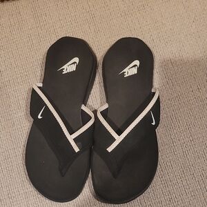 Nike Black and White Flip Flops